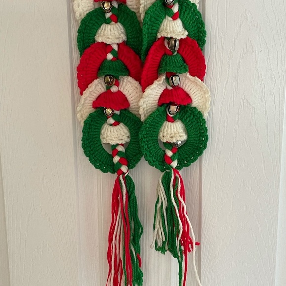 Pair of handcrafted Christmas wall decorations - Picture 2 of 3